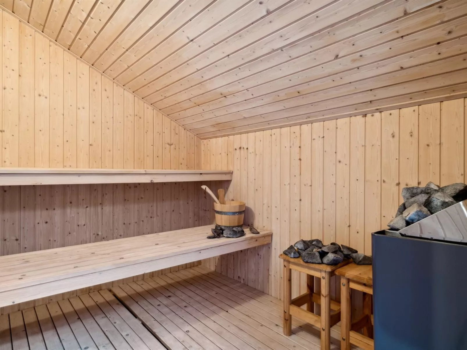 "Tilje" - 800m from the sea-Inside