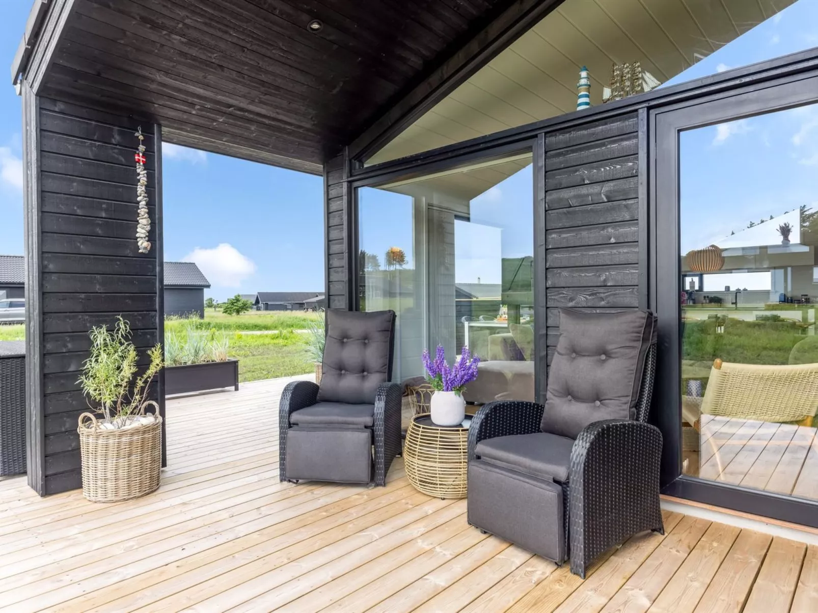 "Ata" - 400m from the sea-Draußen