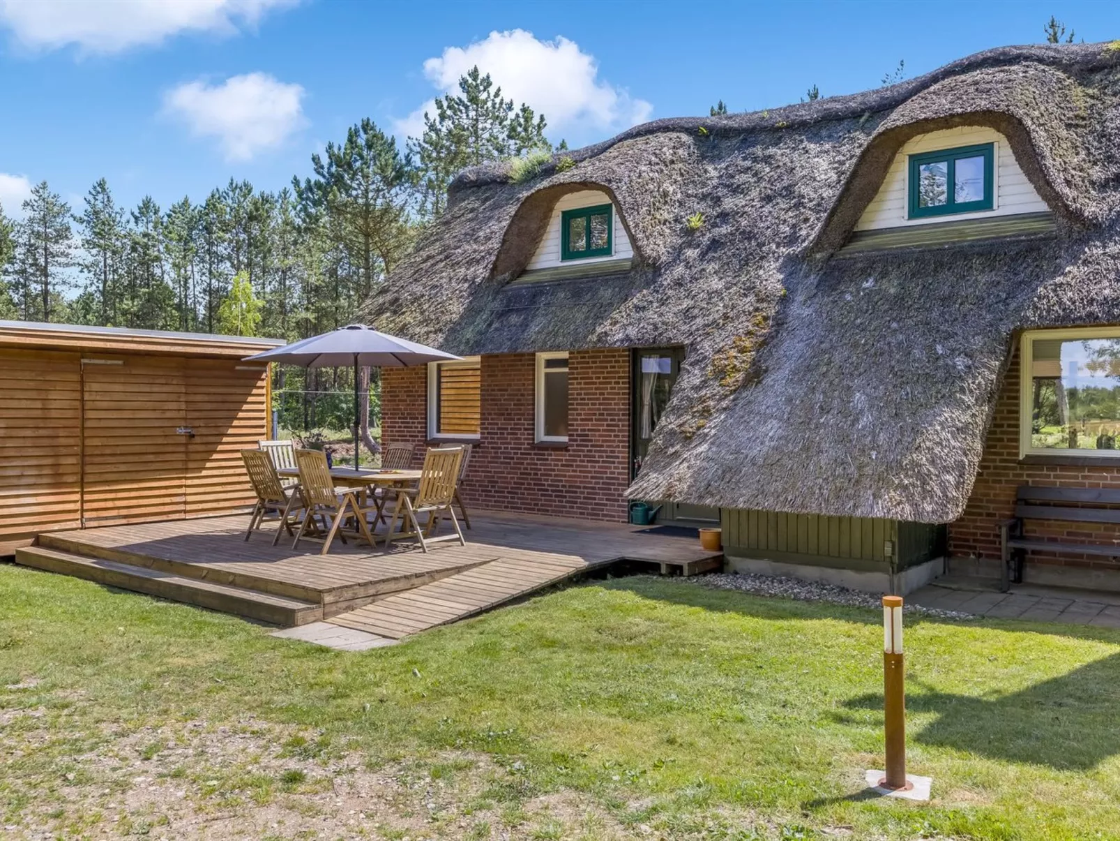 "Kersta" - 3.3km from the sea-Outside