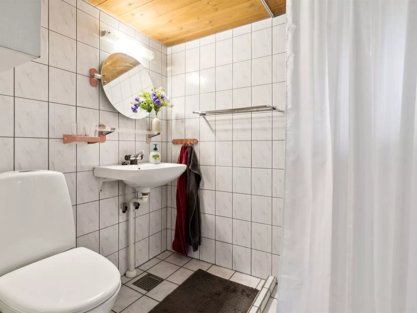 "Leoni" - 115m from the sea-Inside