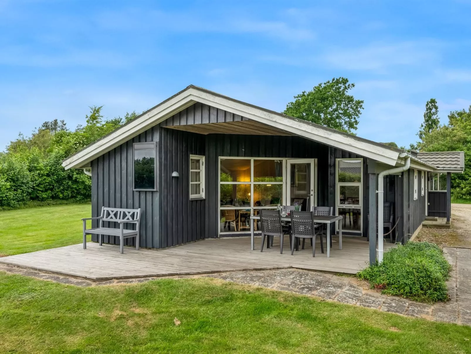 "Åsa" - 500m to the fjord-Draußen