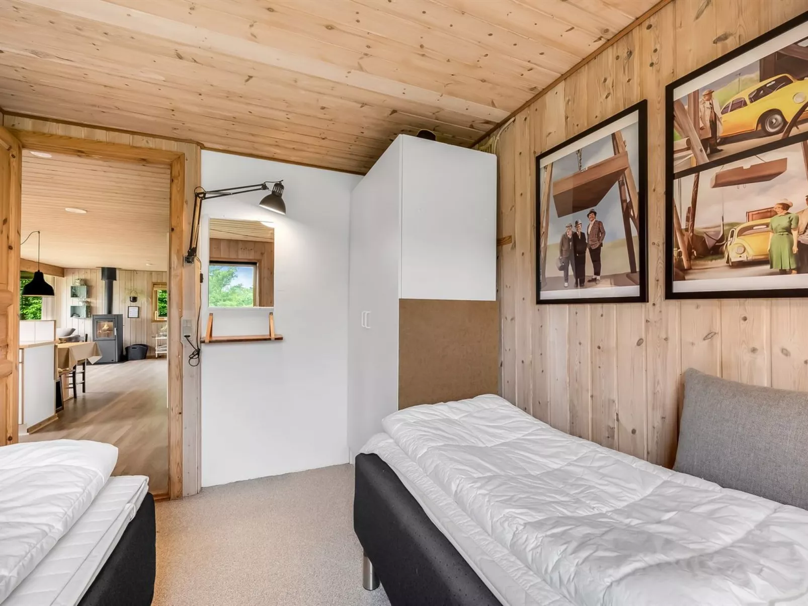 "Tian" - 400m to the fjord-Dedans