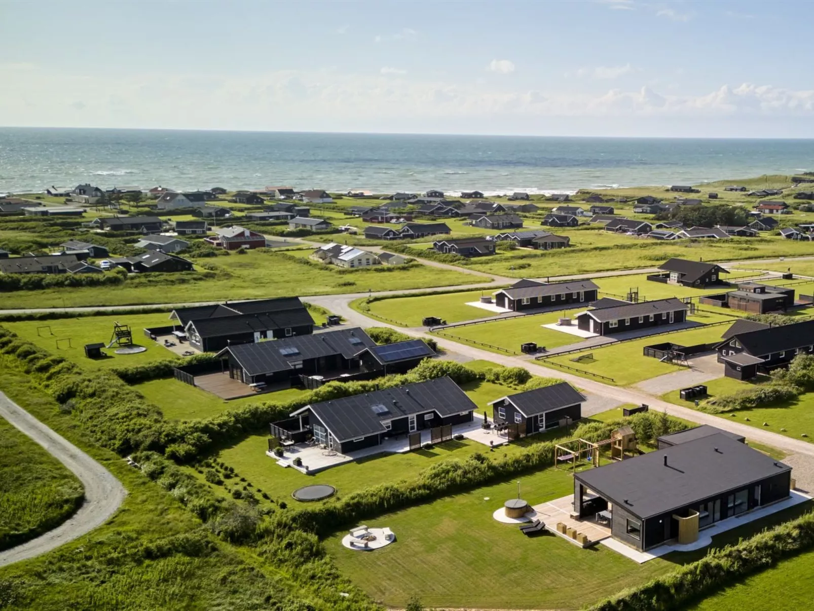 "Lyder" - 400m from the sea-Outside