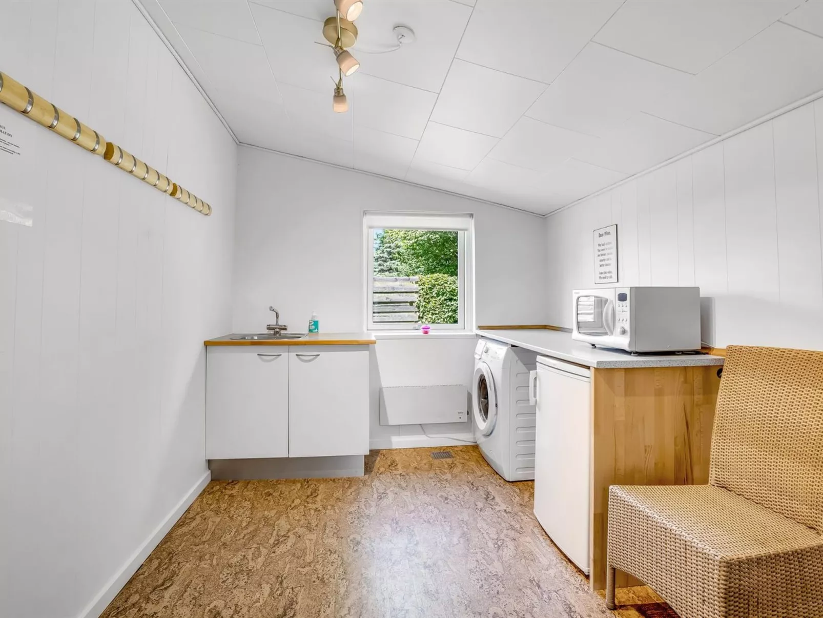 "Ansine" - 500m from the sea-Drinnen