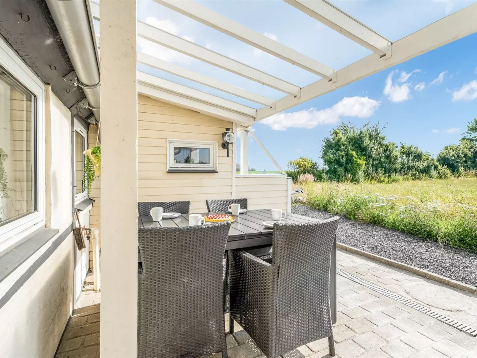 "Anneke" - 1.3km from the sea-Draußen