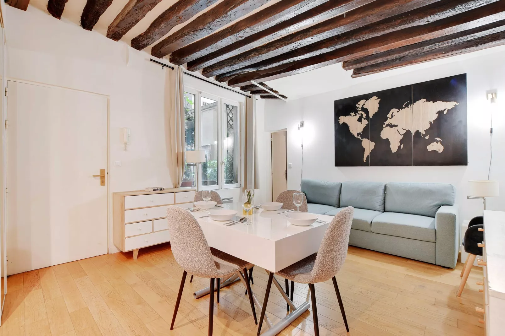 RP-28-TRUANDERIE-Living room