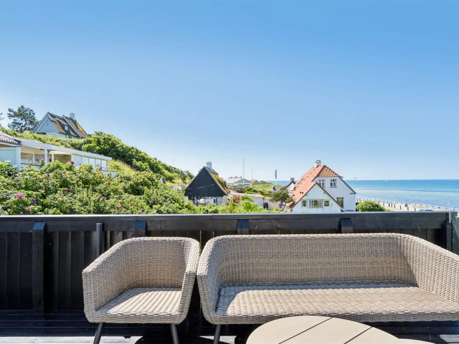 "Susan" - 20m from the sea-Draußen