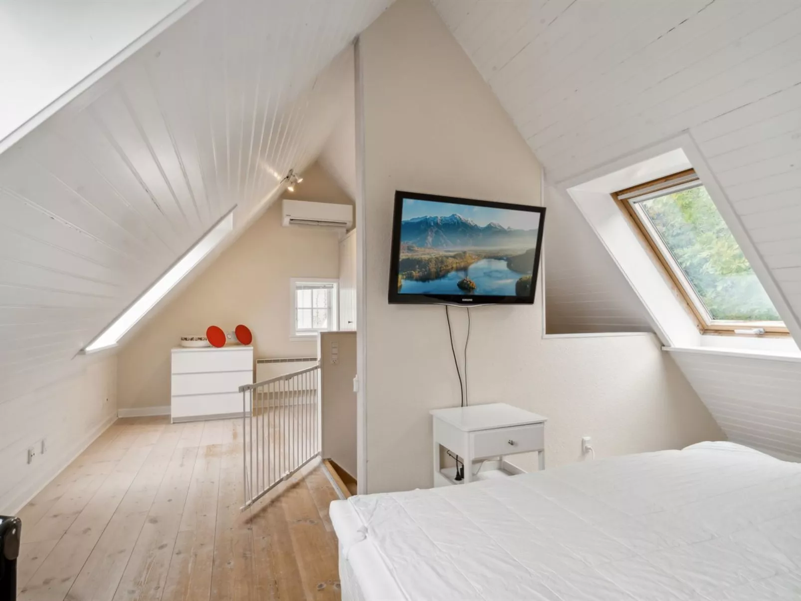 "Malila" - 15m from the sea-Inside