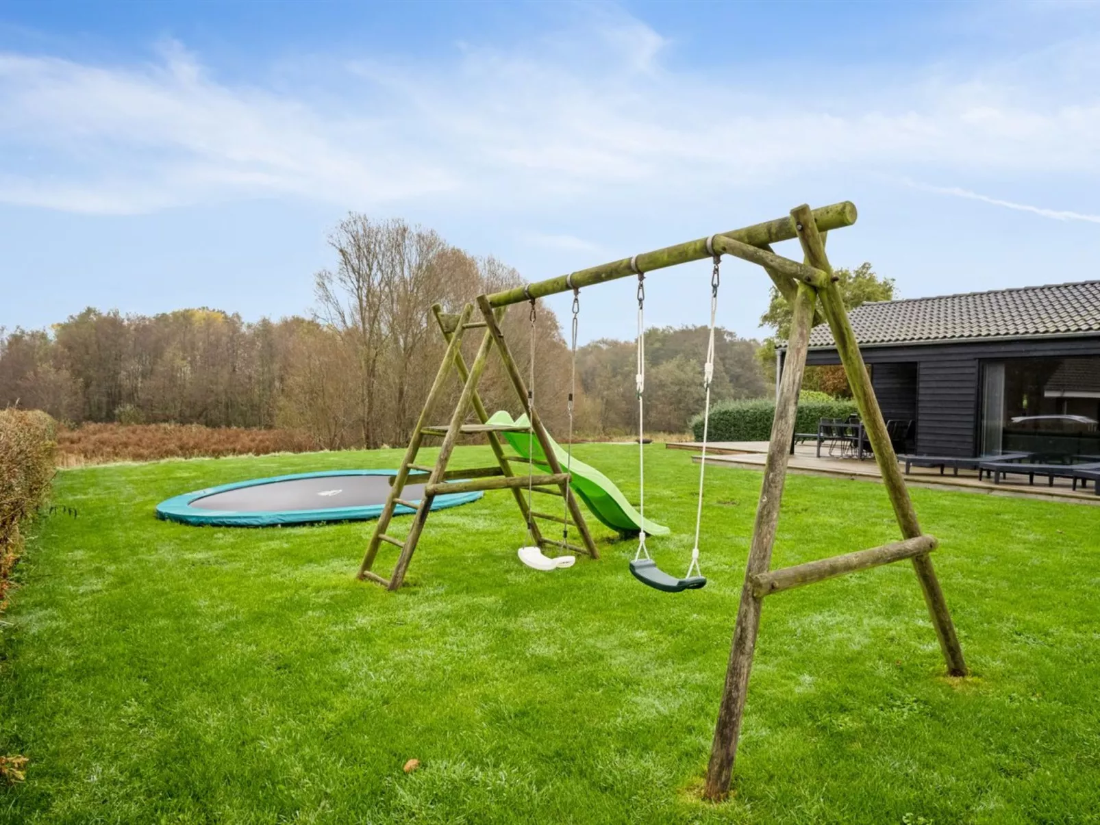 "Ehmi" - 750m from the sea-Outside