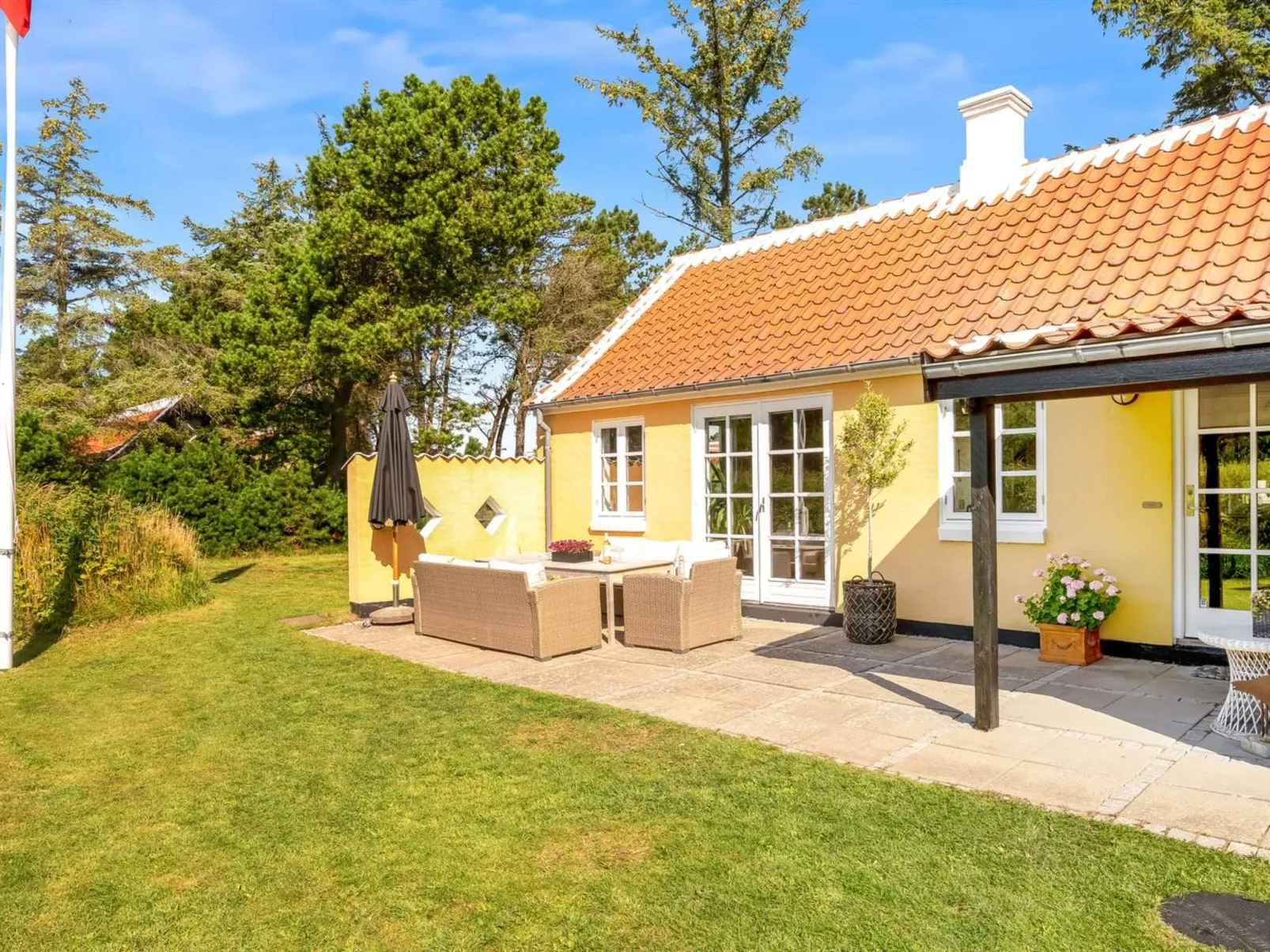 "Kalevi" - 300m from the sea-Draußen