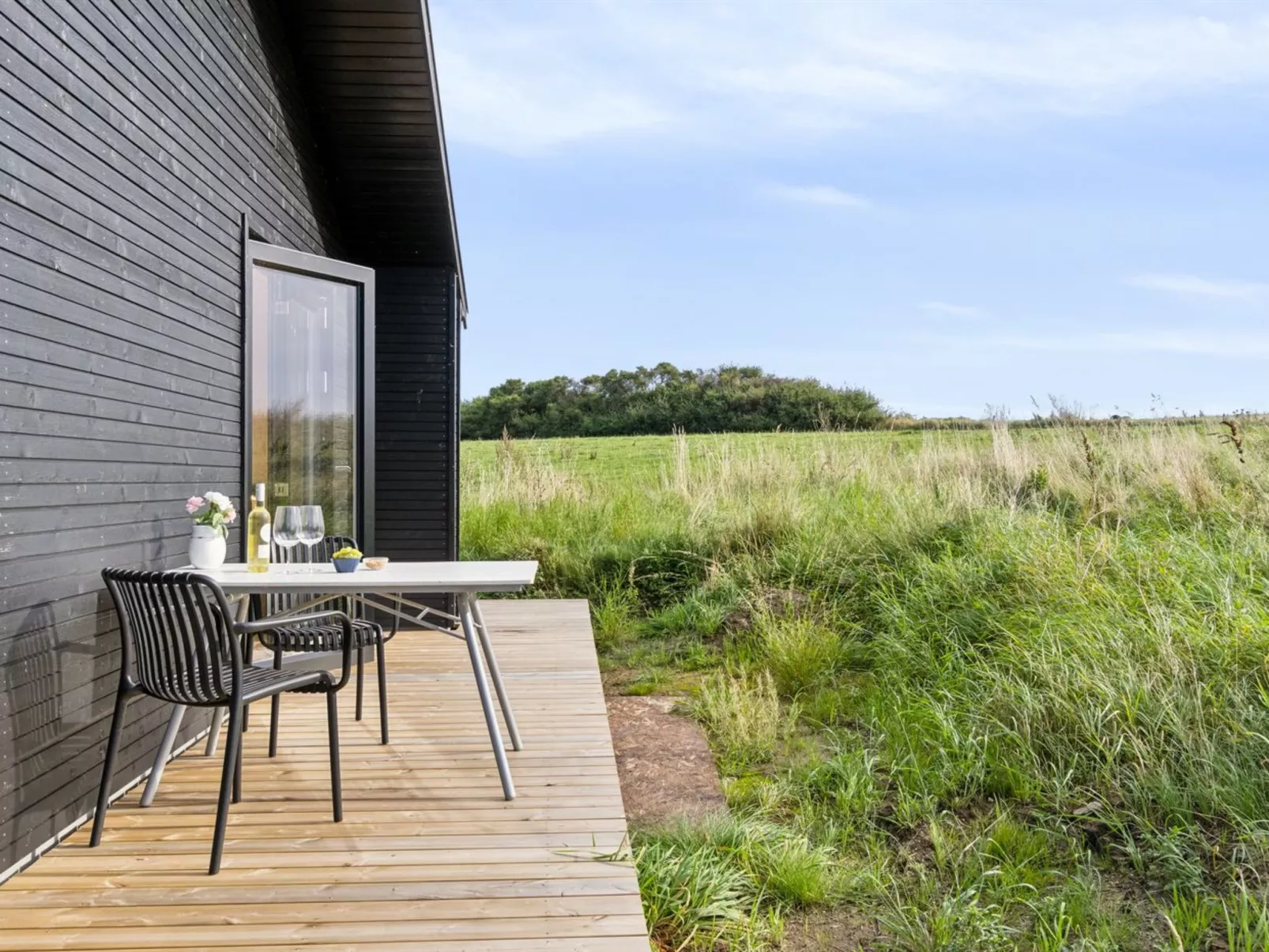 "Aatos" - 250m from the sea-Outside