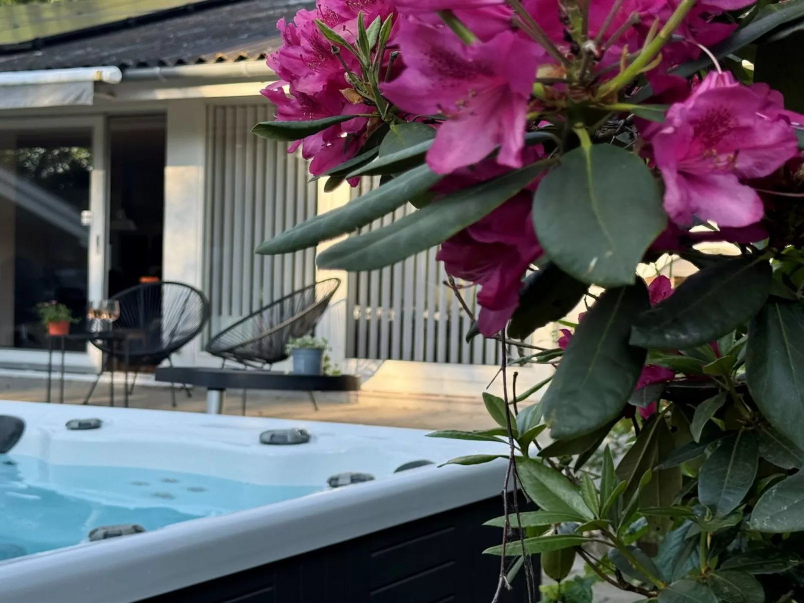 "Hjalmine" - 1.4km from the sea-Inside