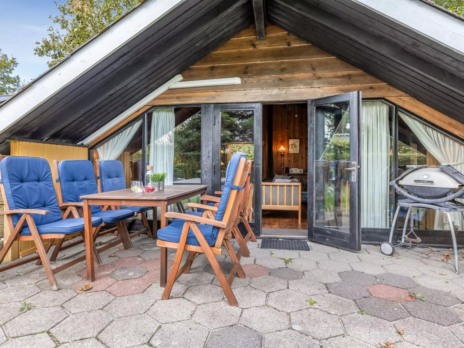 "Amila" - 30km from the sea-Dehors