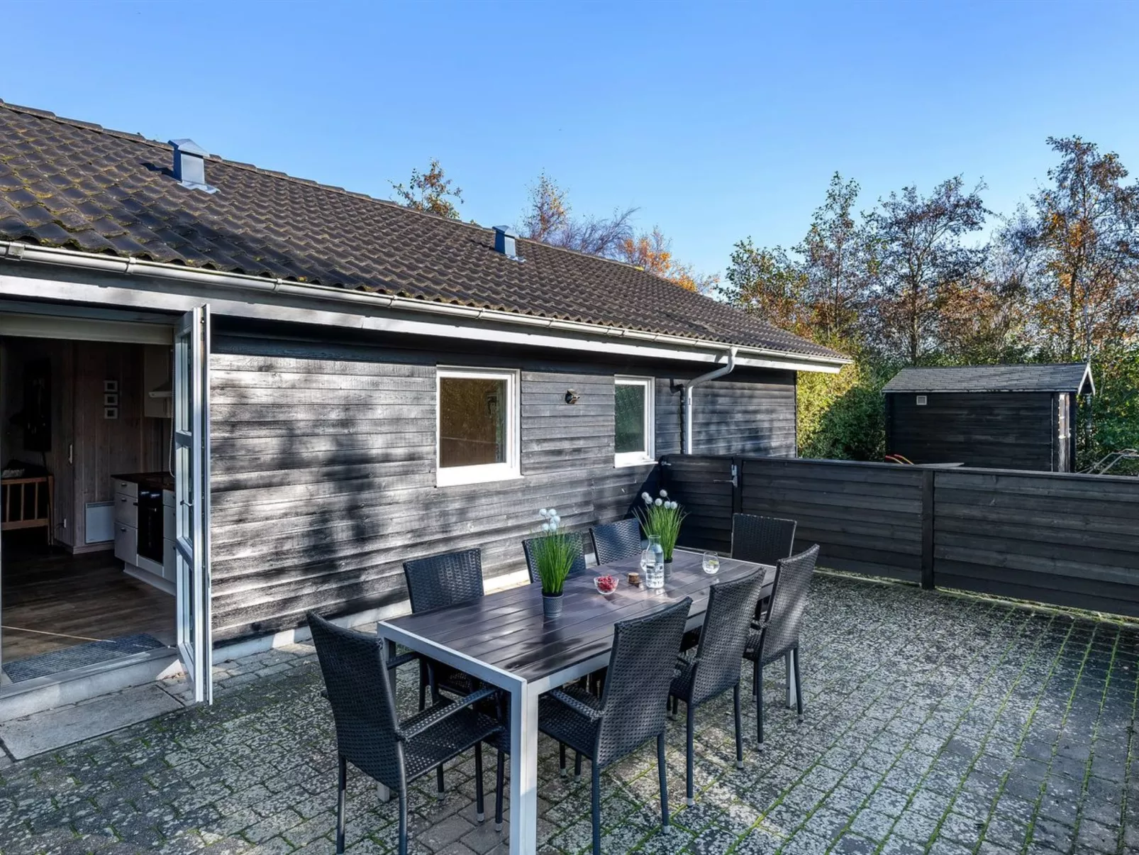 "Efka" - 600m to the fjord-Dehors