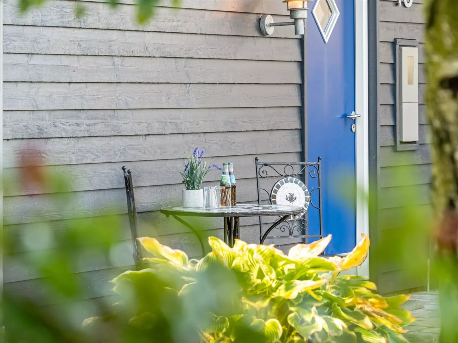 "Carlina" - 700m to the fjord-Outside