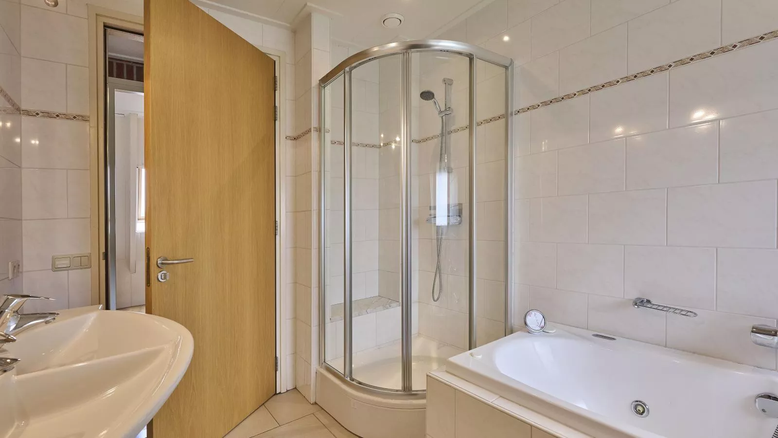 T Achterhoes-Bathroom