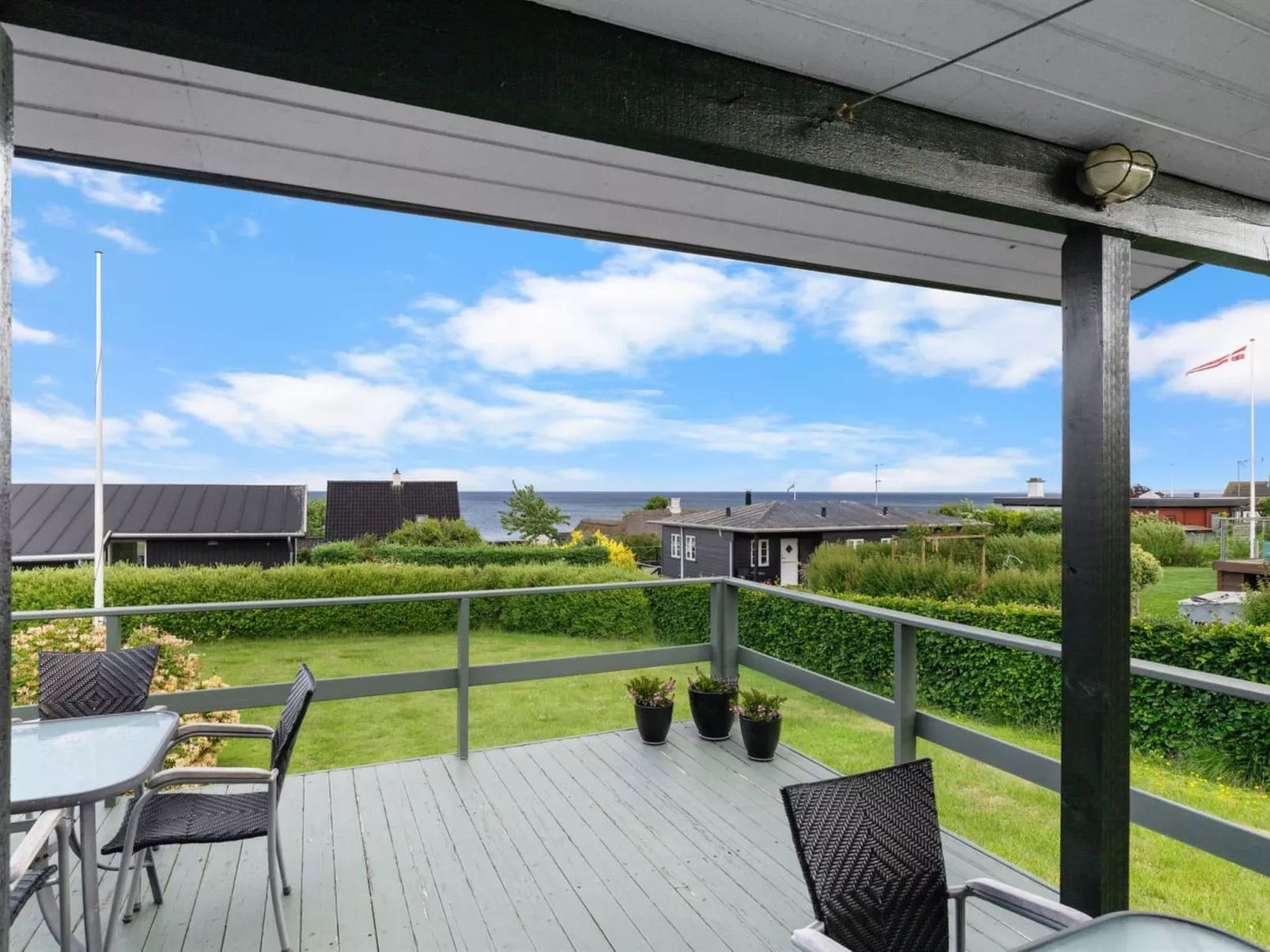 "Slava" - 75m from the sea-Outside