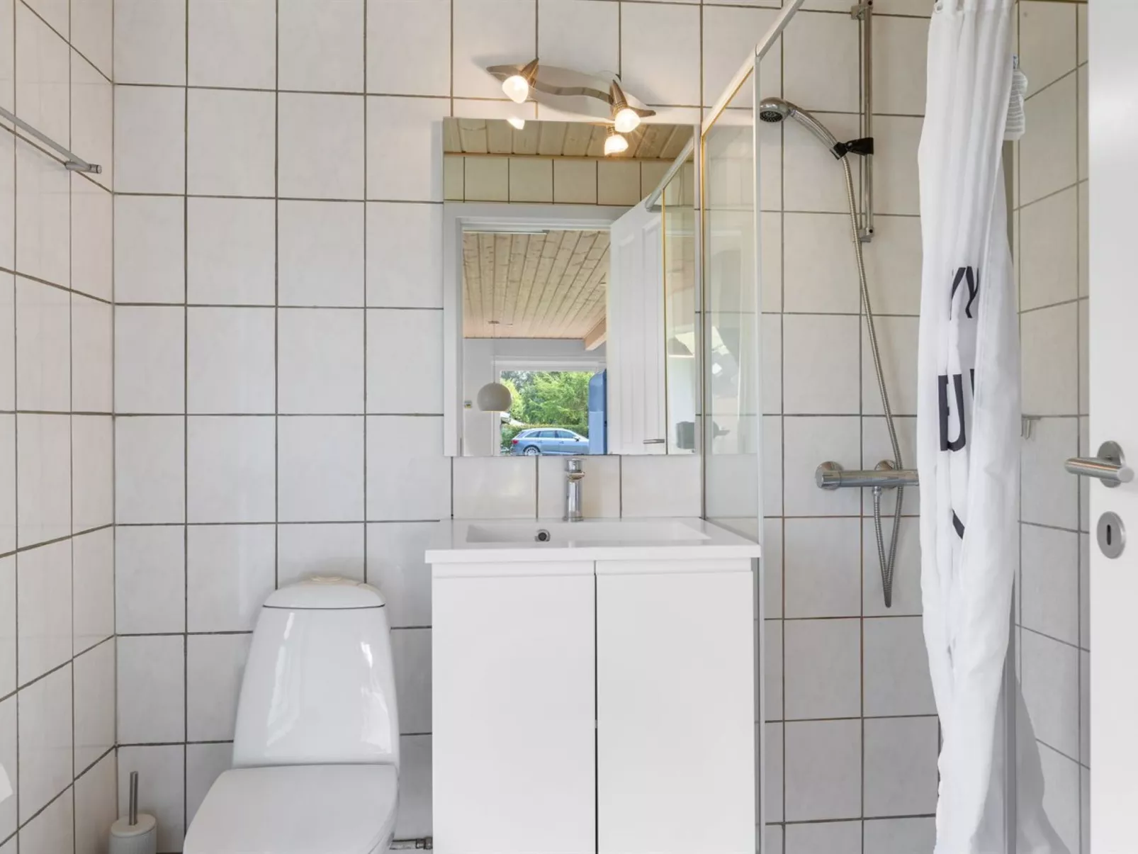 "Næwe" - 100m from the sea-Drinnen