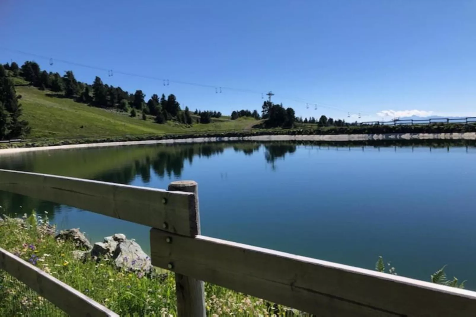 LE VERNON N°1222 - ST4-Areas within 5km in summer