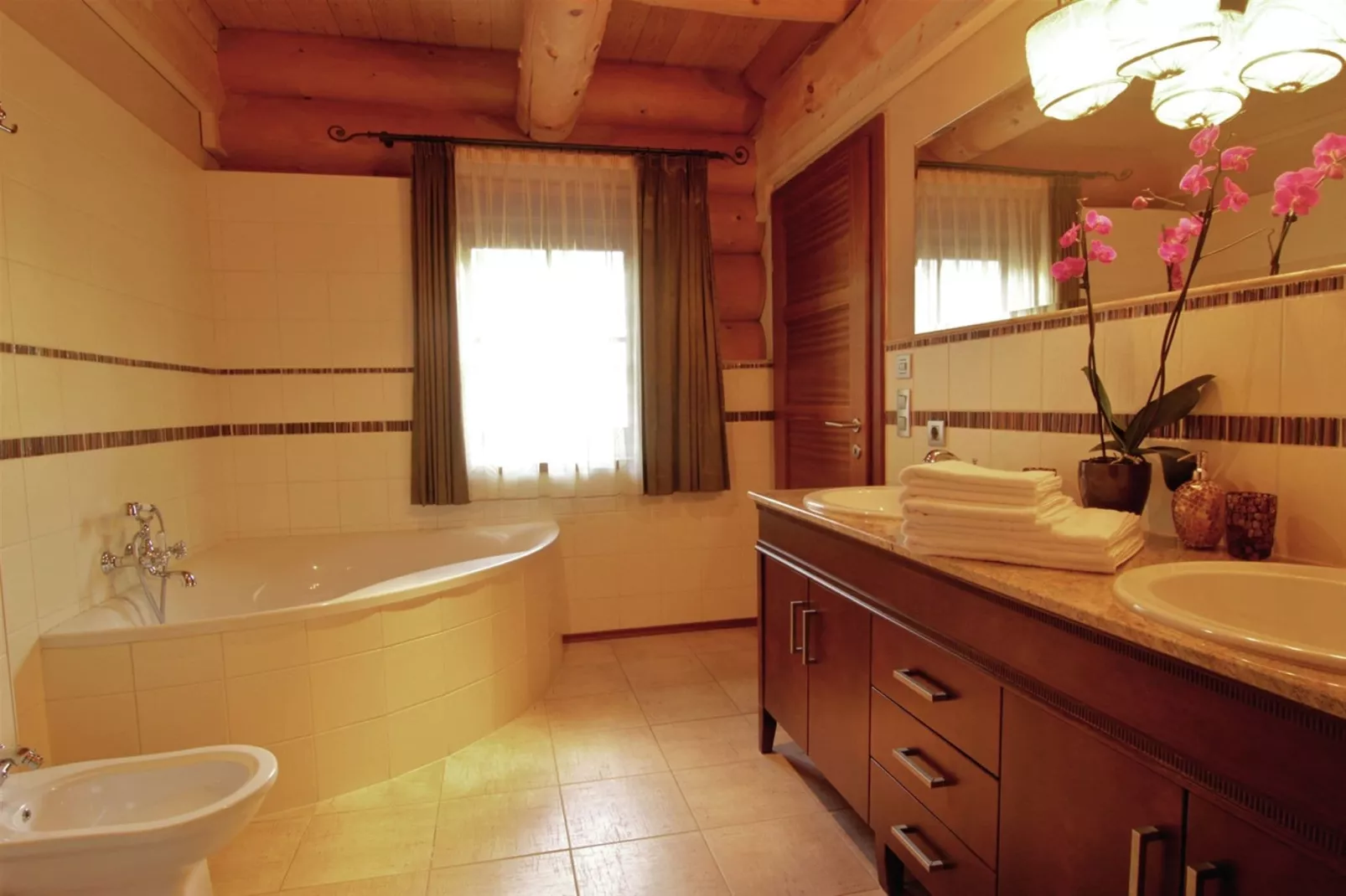 Chalet Caprea-Bathroom