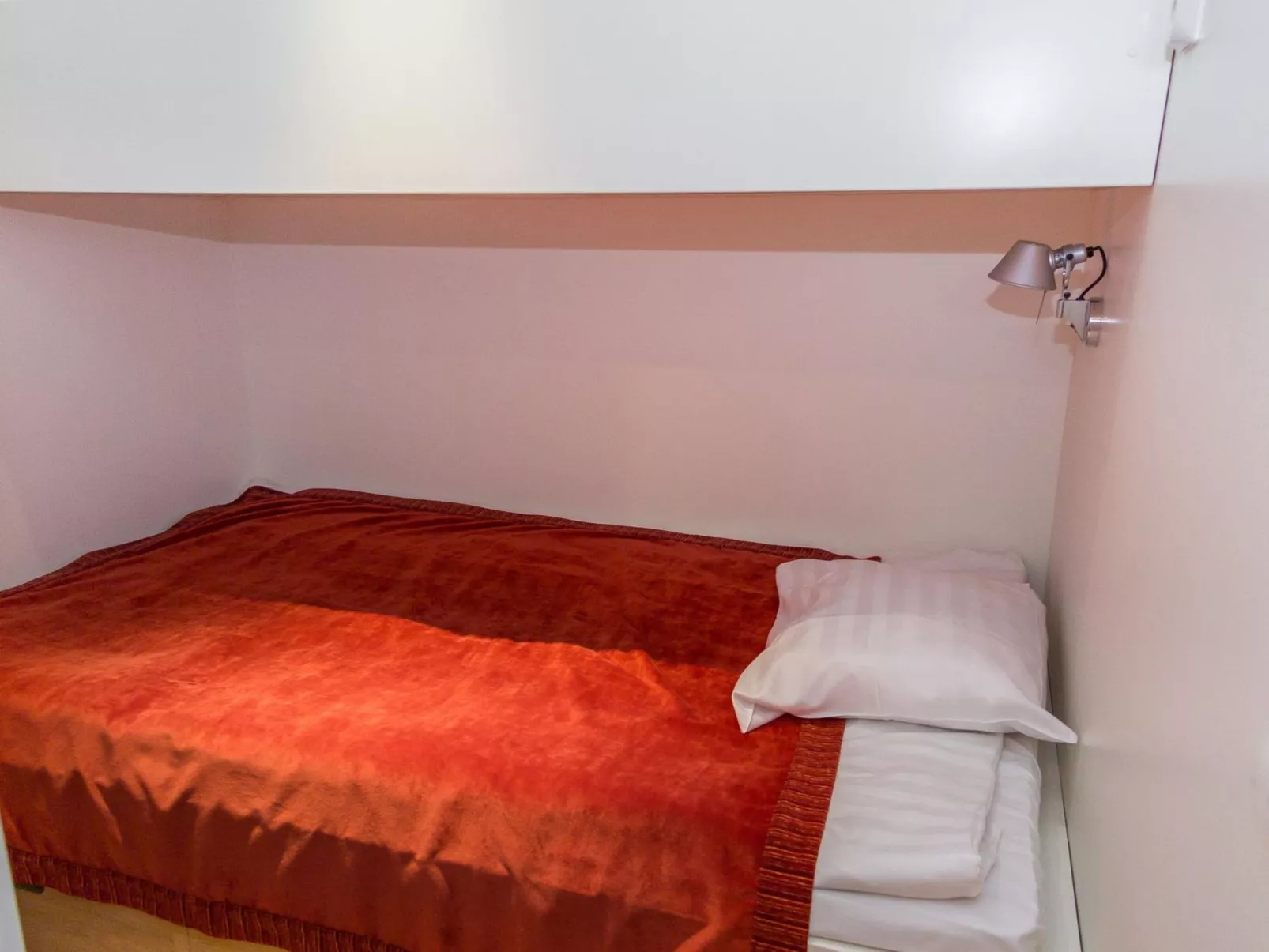 Nordic chalet 9209-Inside