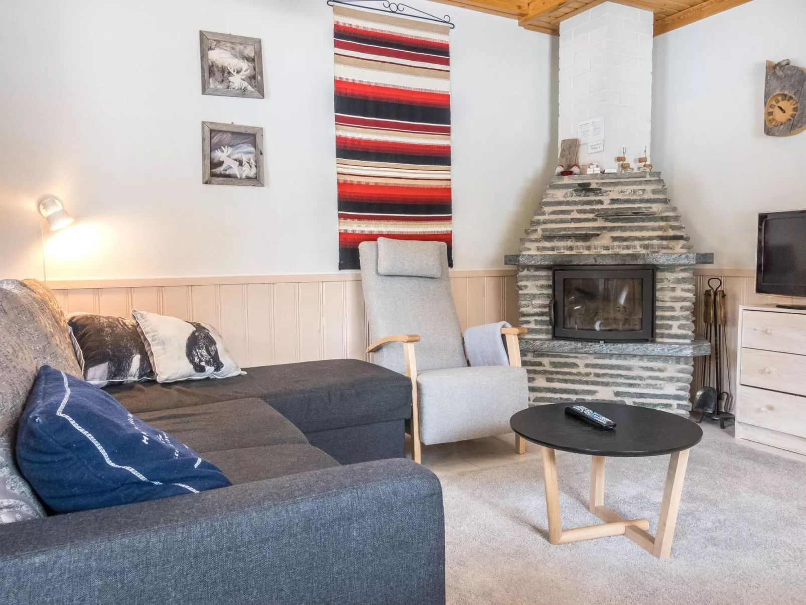 Poropailakka 1-Dedans