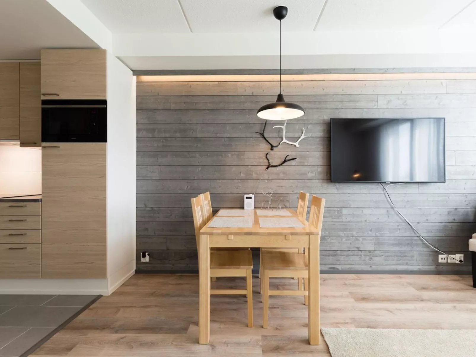 Skisuite 310-Drinnen