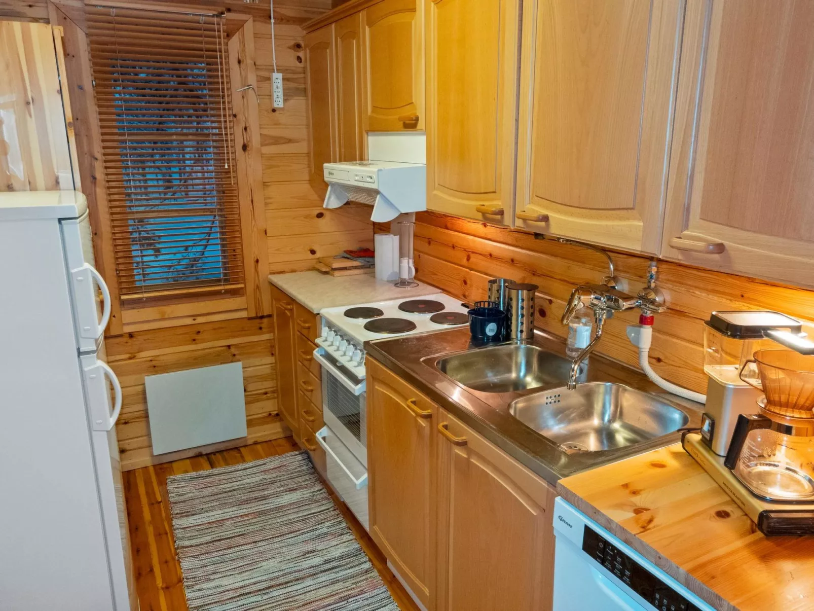 Tunturitupa kuolpuna-Inside