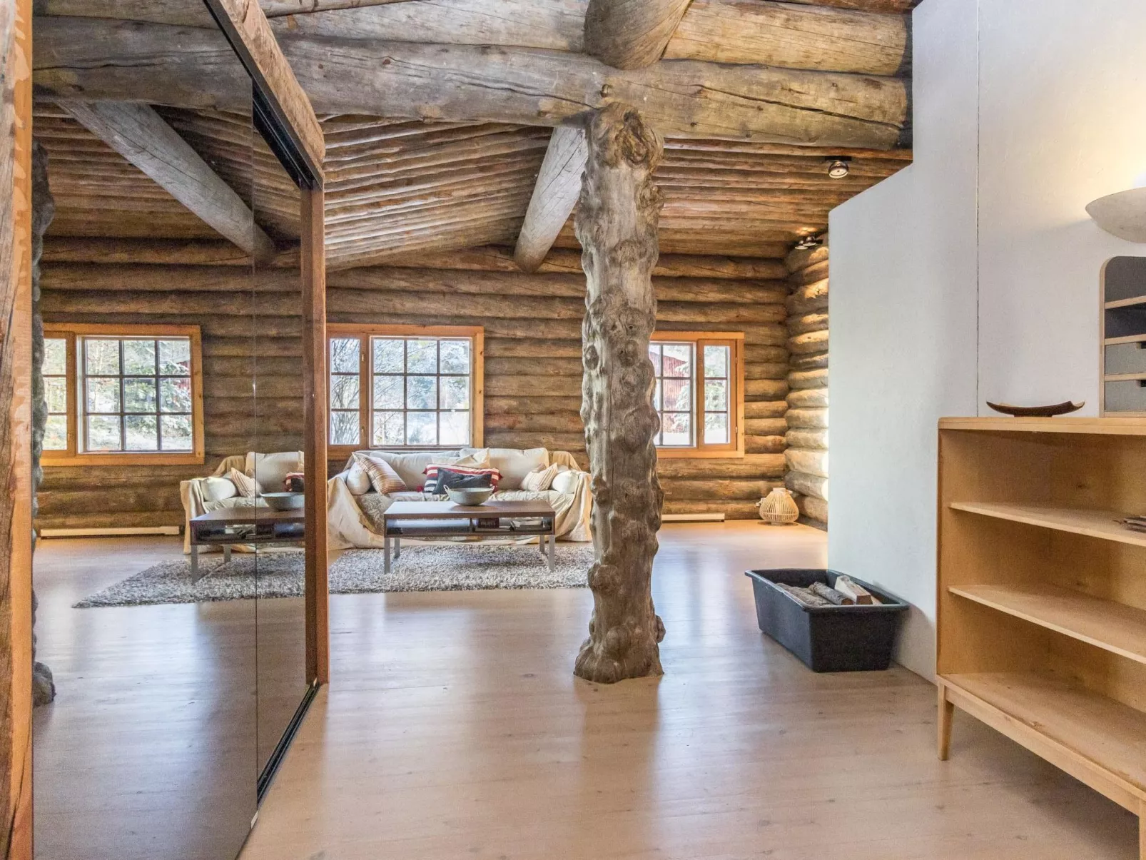 Kaasavuoren ranta-Dedans