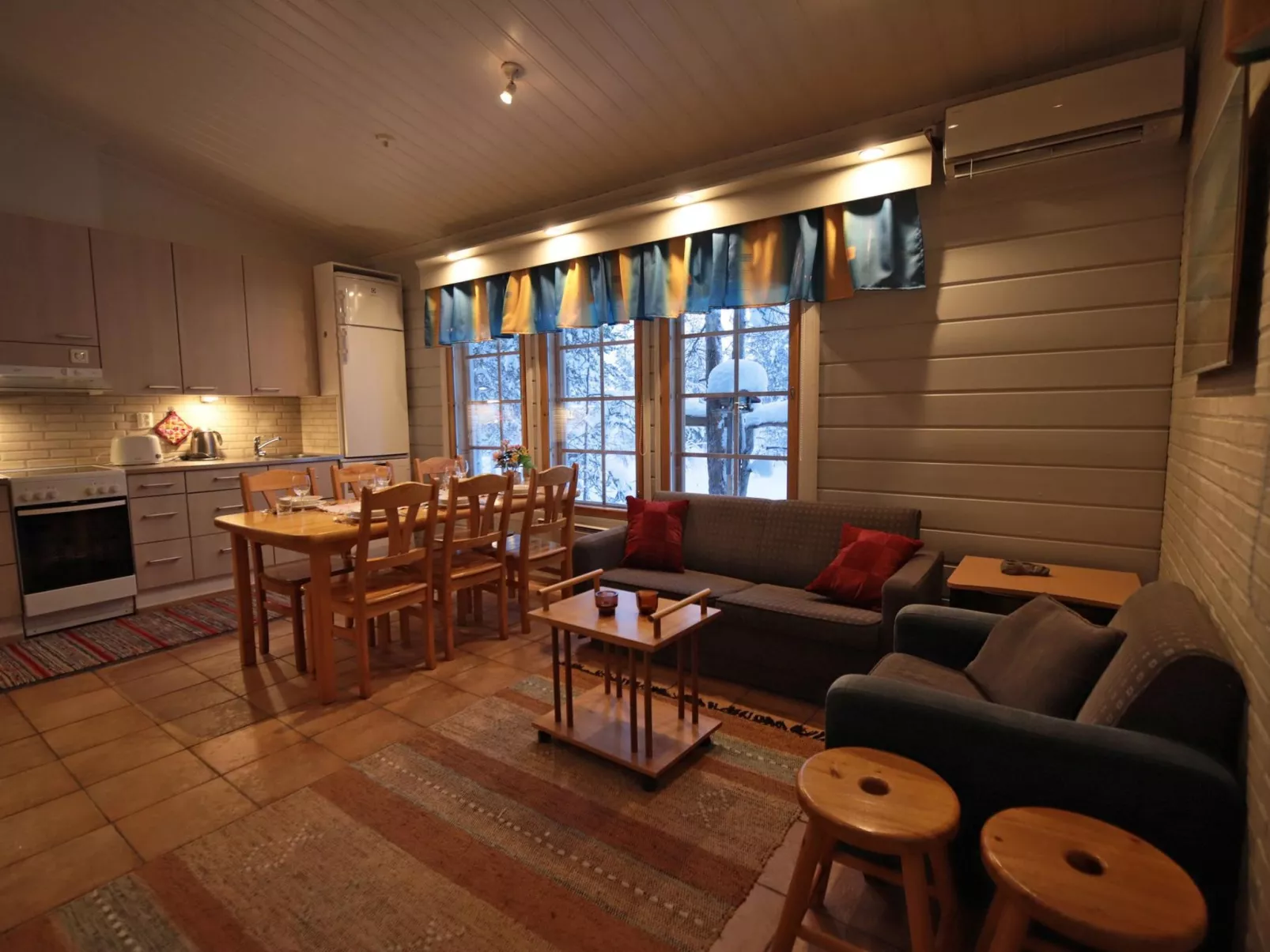 Tunturituuli b-Inside