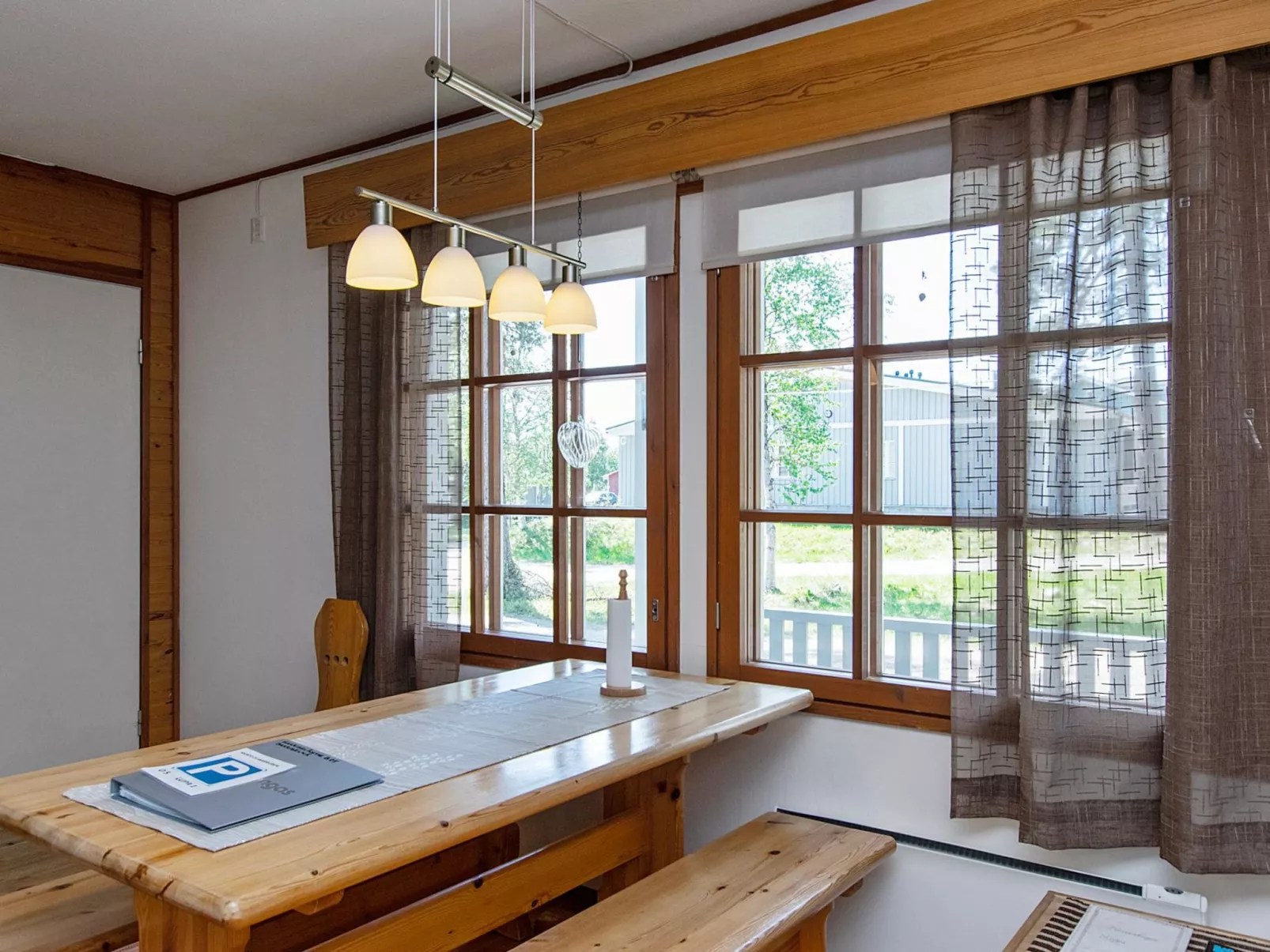 Saariseläntie 8 d 5-Dedans