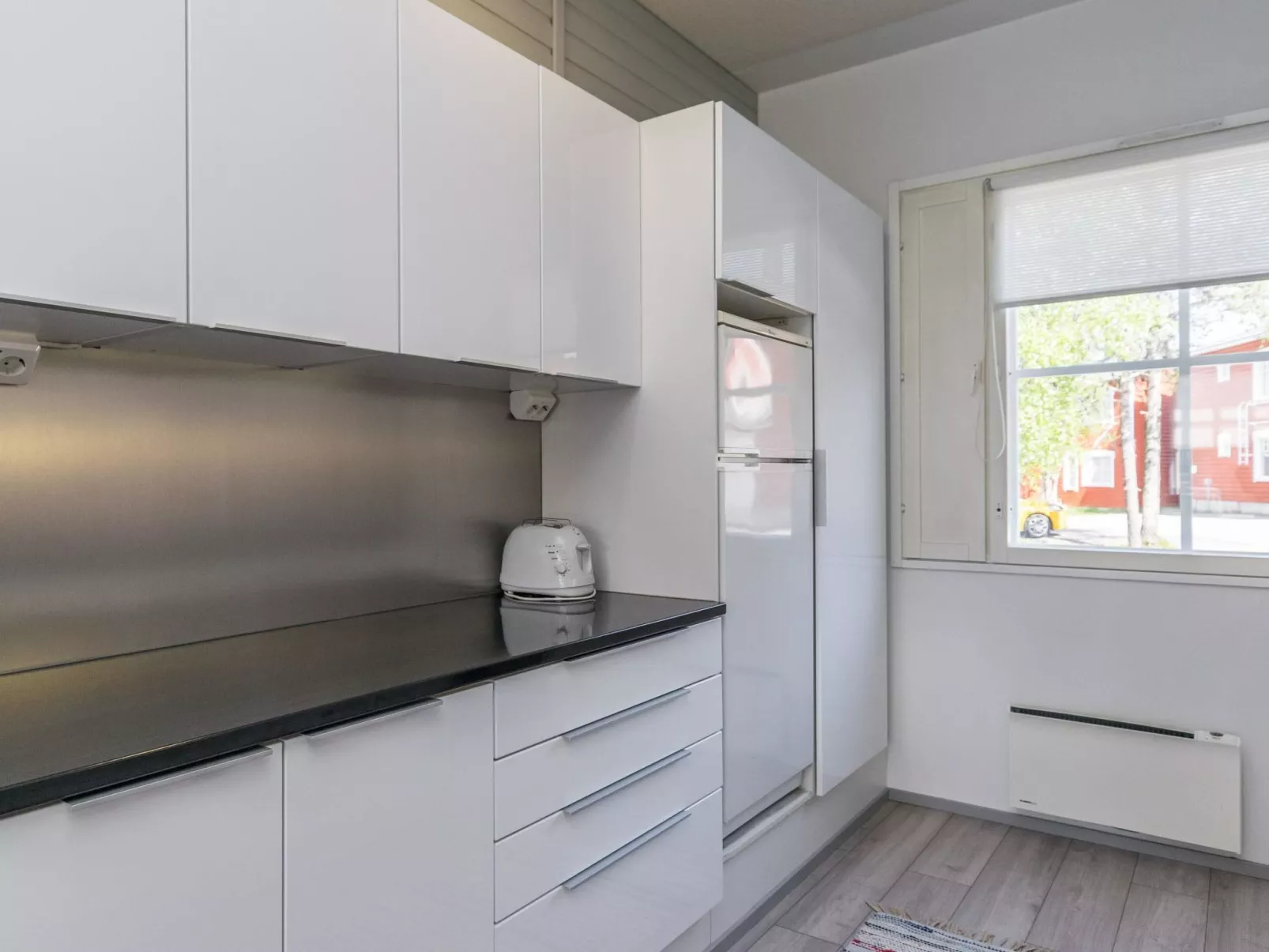 Moitakuru b24-Drinnen