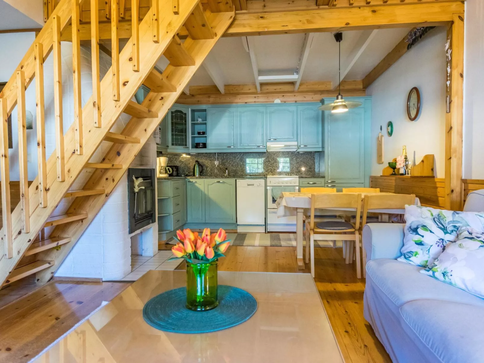 Teerenpesue g 60-Dedans