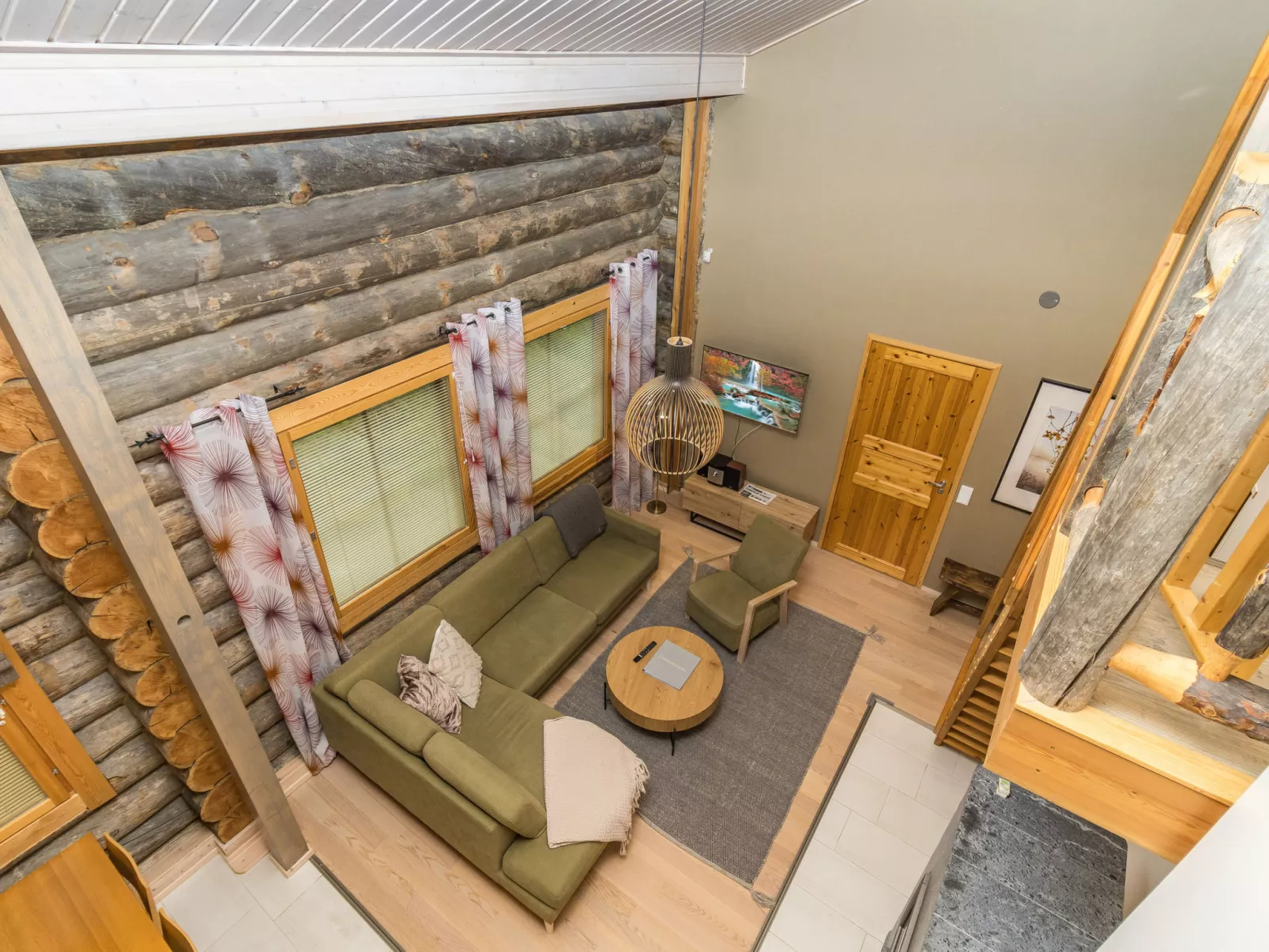 Nilikuru c 6-Drinnen