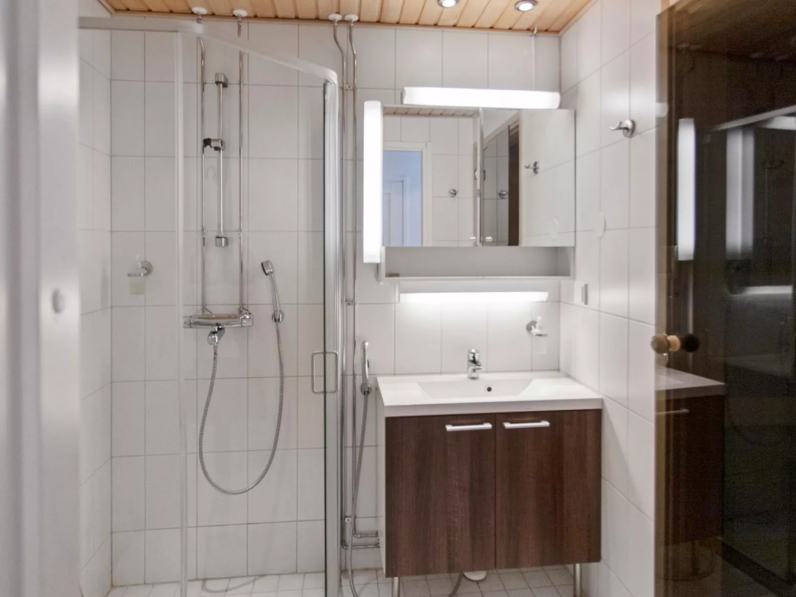 Yllästar 3 as 506-Dedans