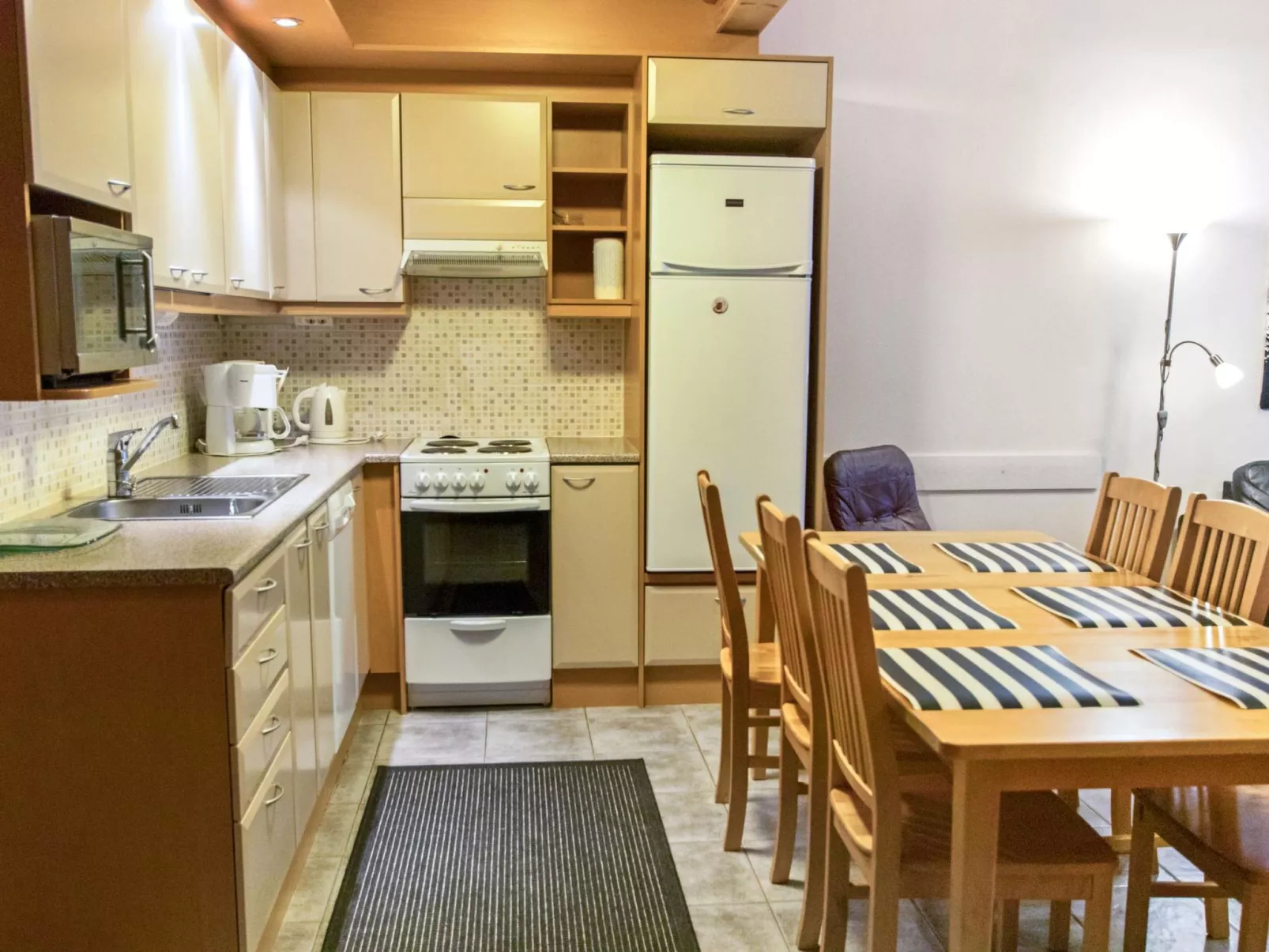 Jahtikaltio 2-Dedans