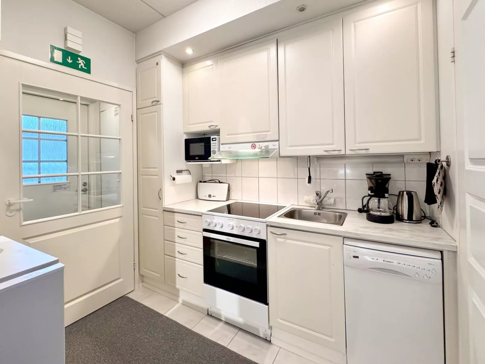 Yllästar 2 as 302-Drinnen