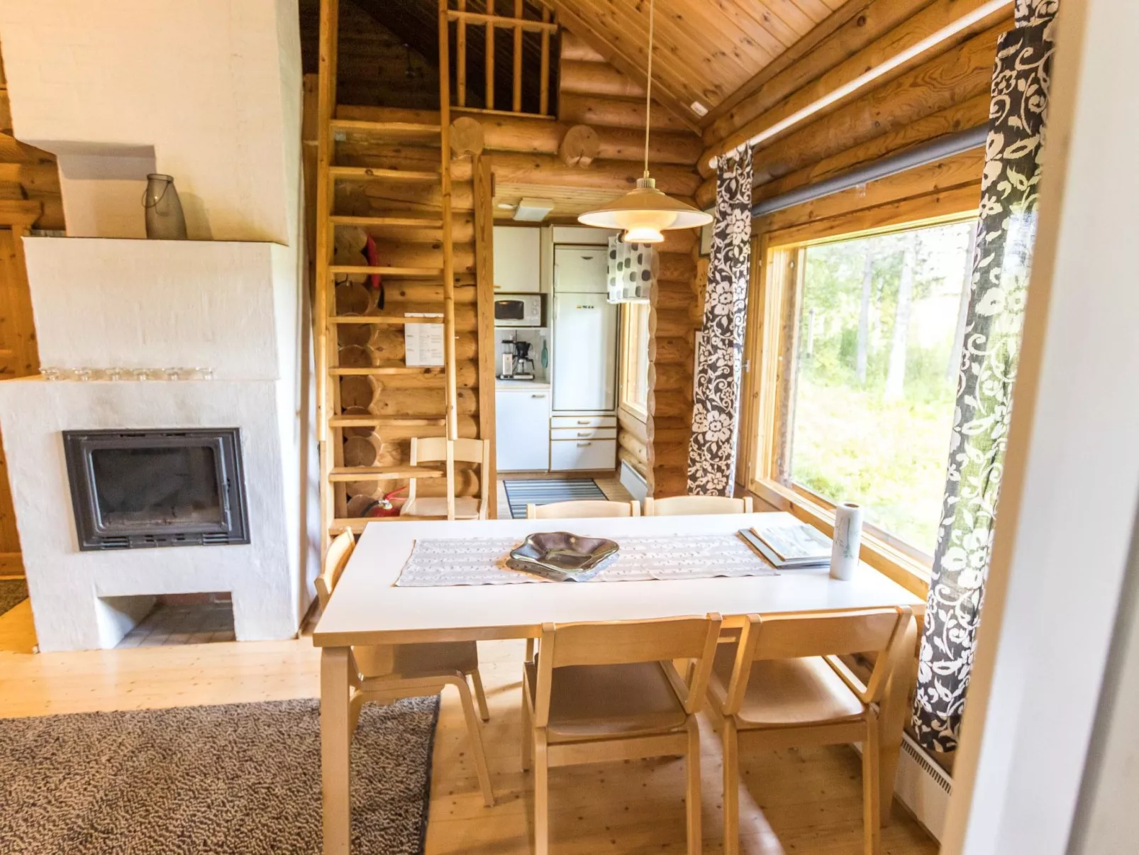 Ylläsmehto 2-Dedans