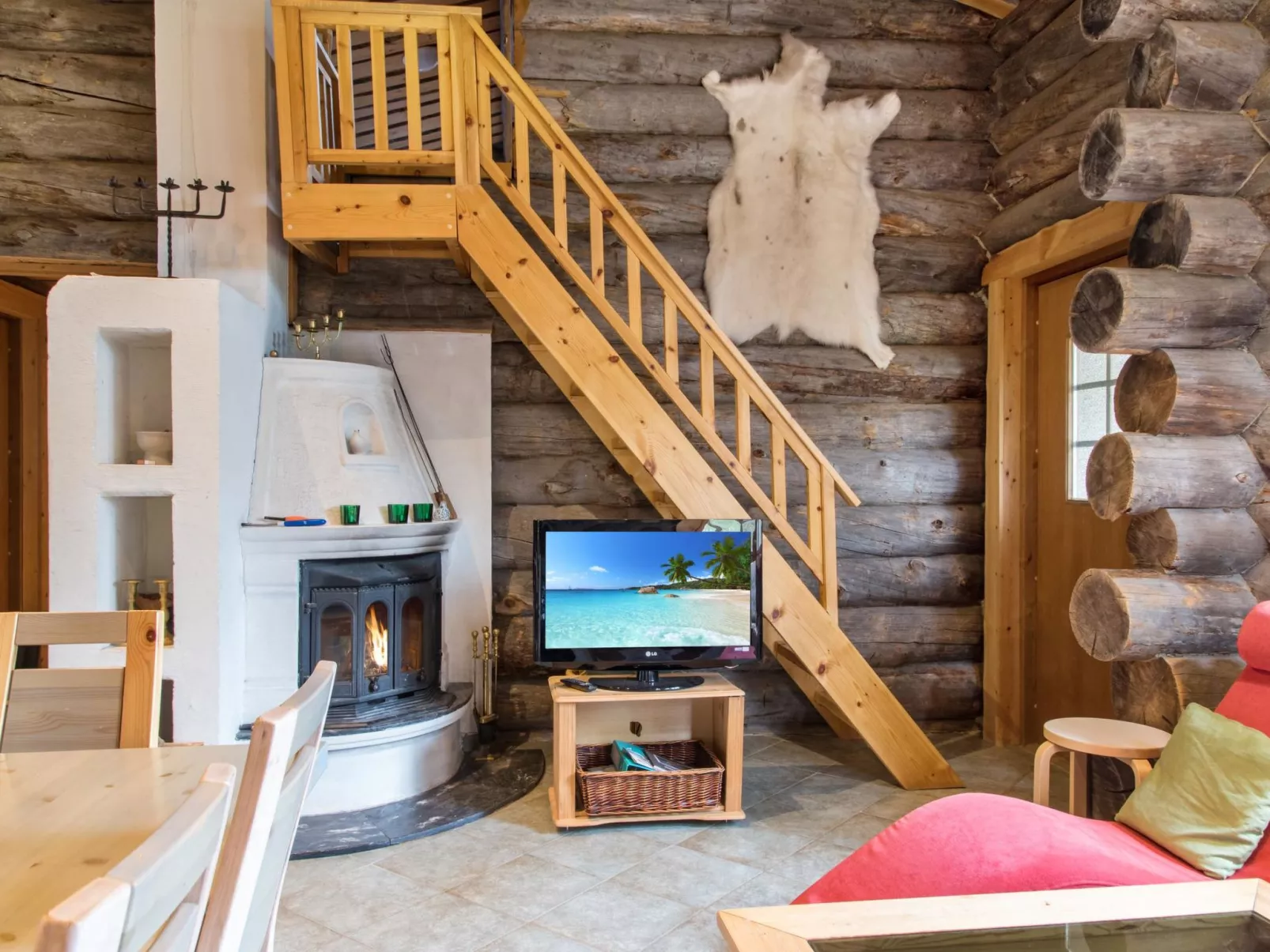 Klasun maja a-Drinnen