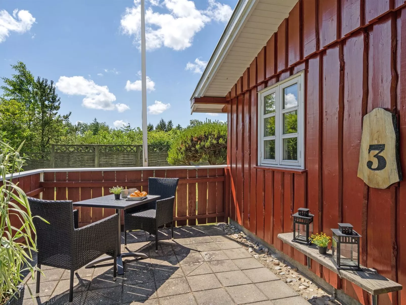 "Kaarle" - 400m to the fjord-Dehors