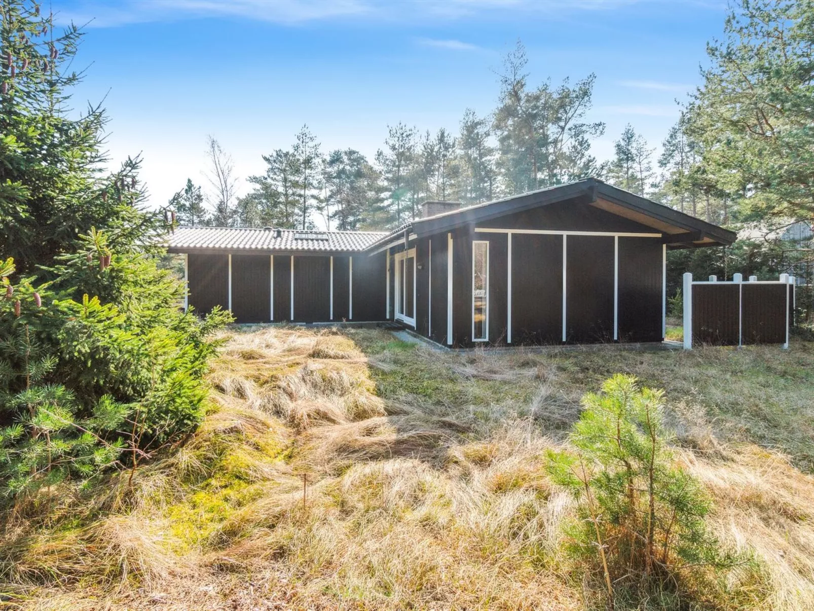 "Ahti" - 340m from the sea-Outside