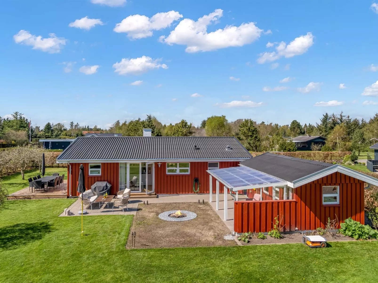 "Ruse" -  from the sea-Dehors