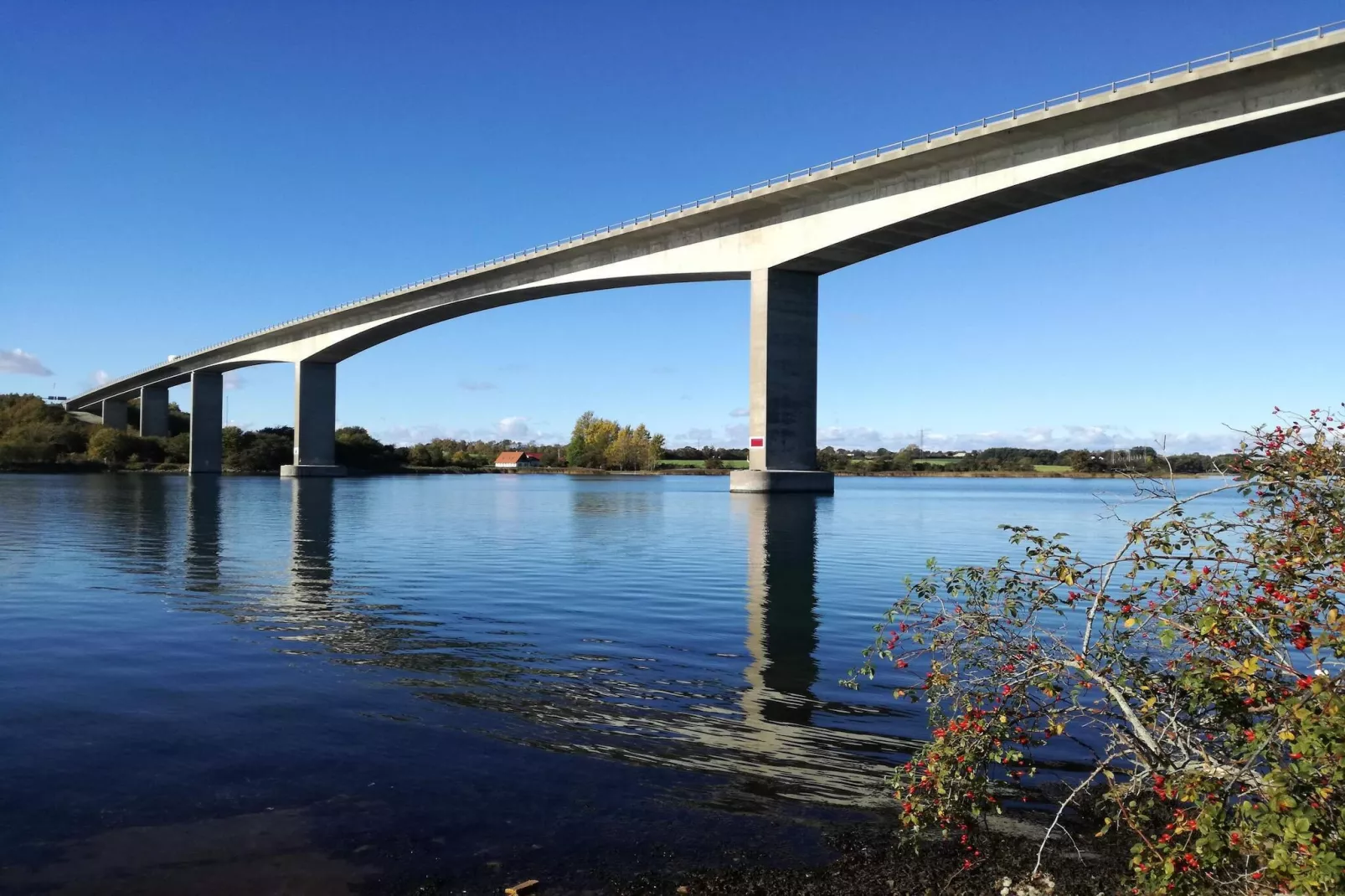 5 etoiles maison de vacances a Henne-Vue sur l'eau