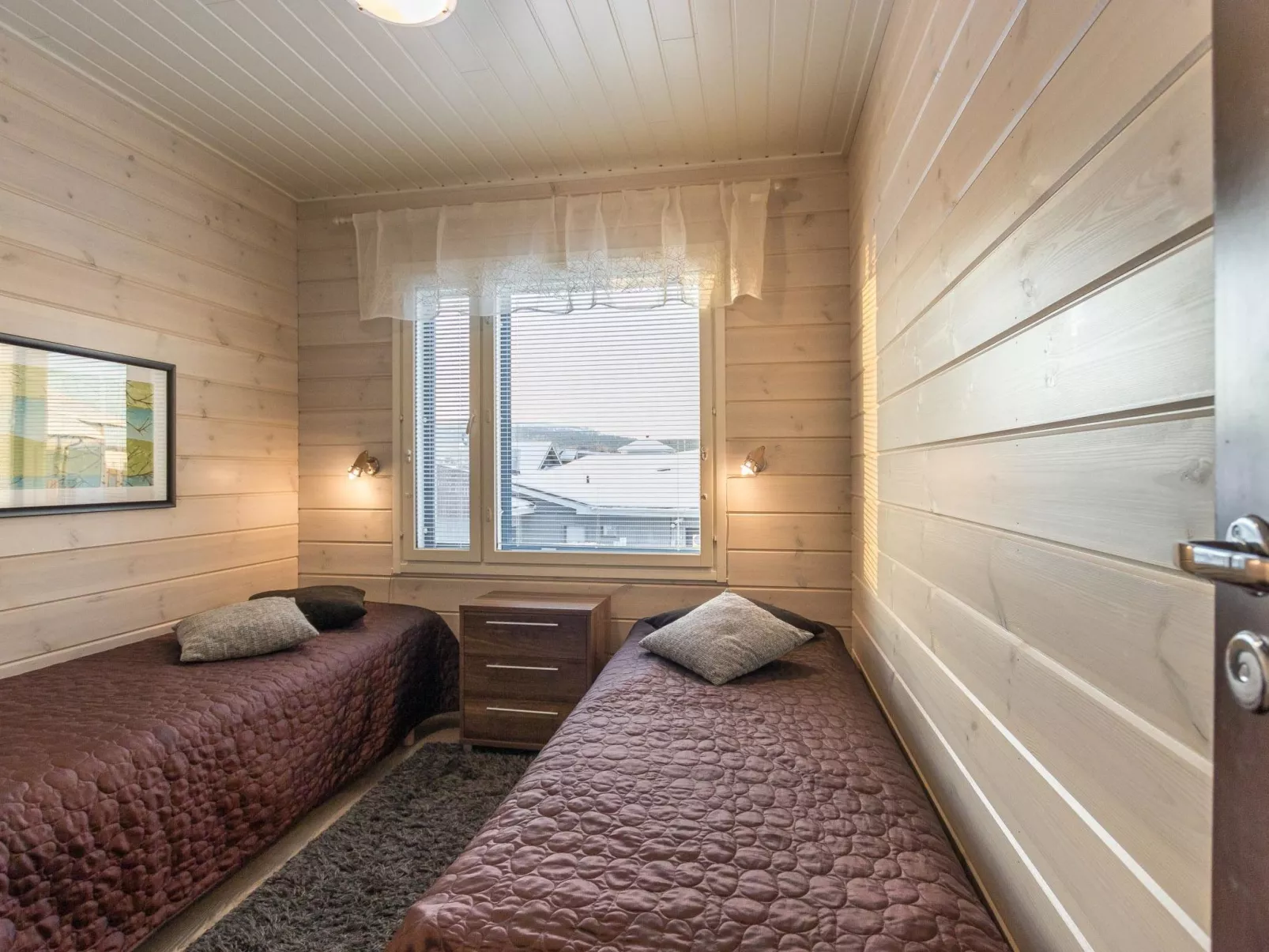 Hil-lak-ka ii as 7-Inside