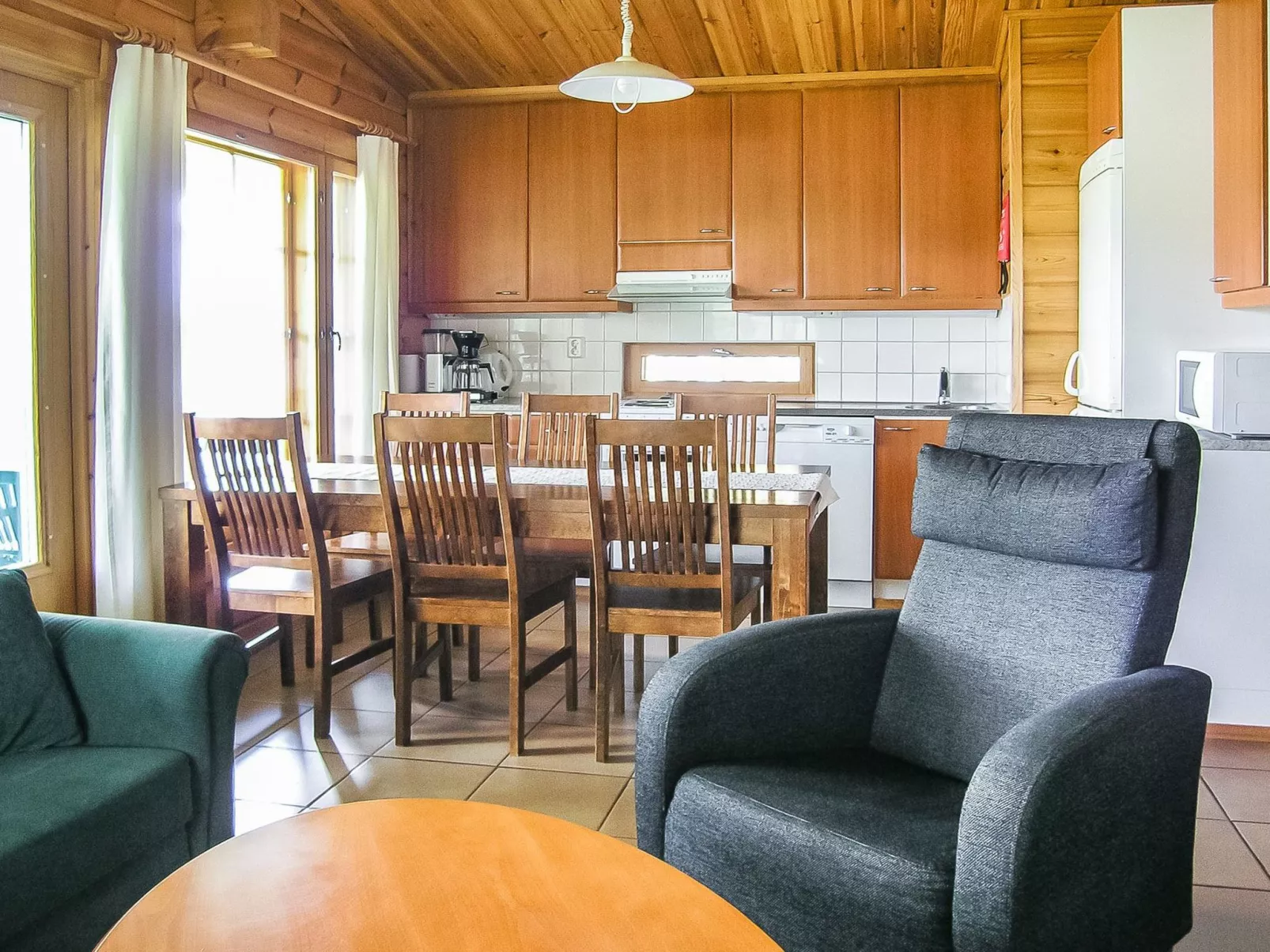 Yläneuvola silta-Dedans