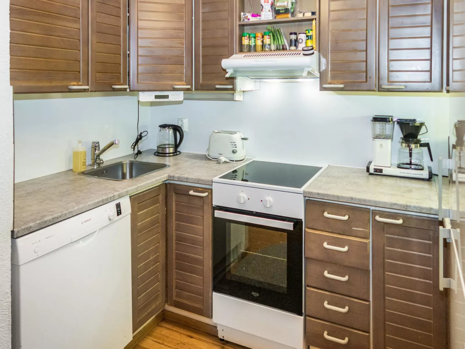 Purnukylä 6-Drinnen