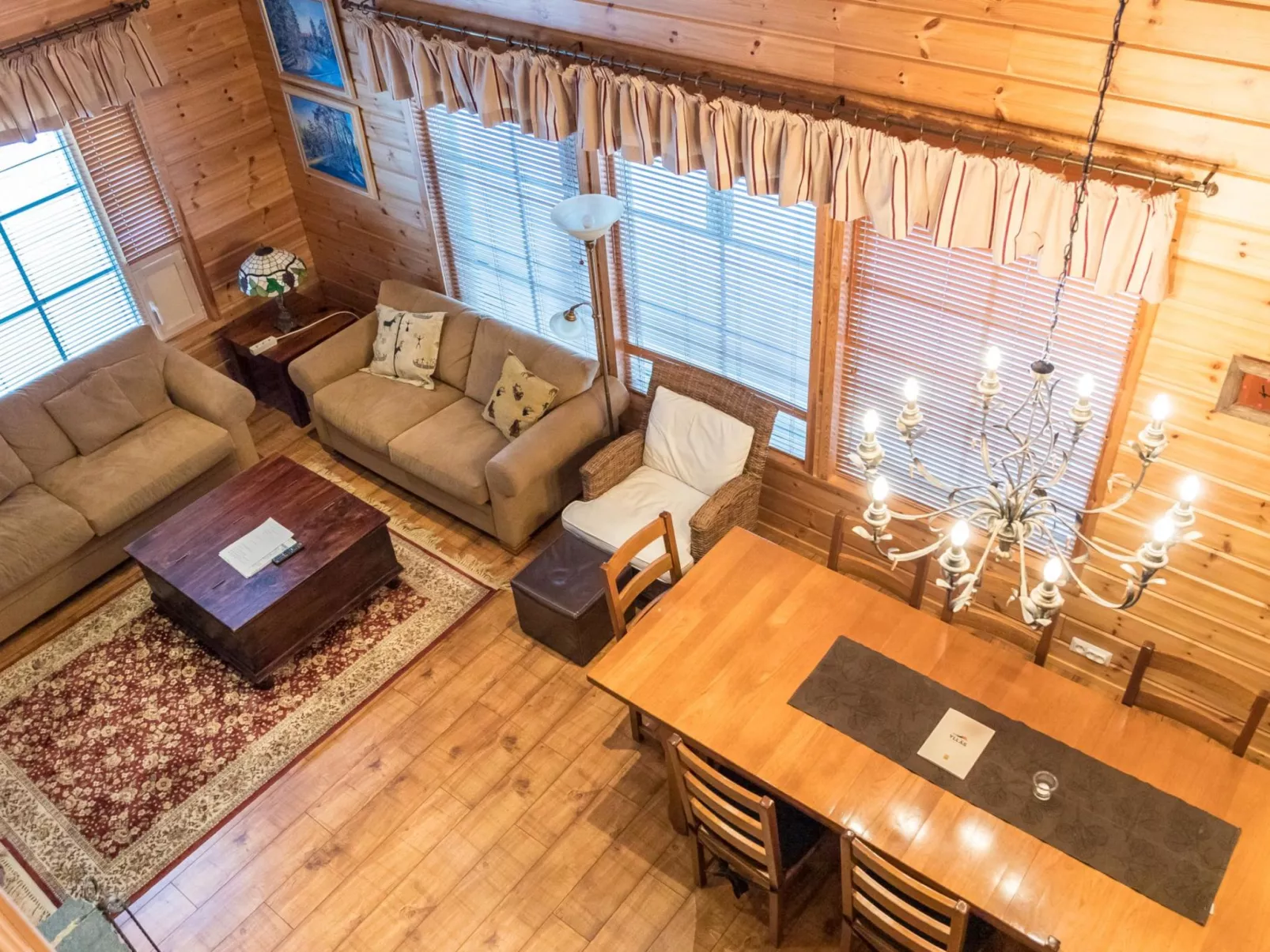 Ylläskaira a-Inside