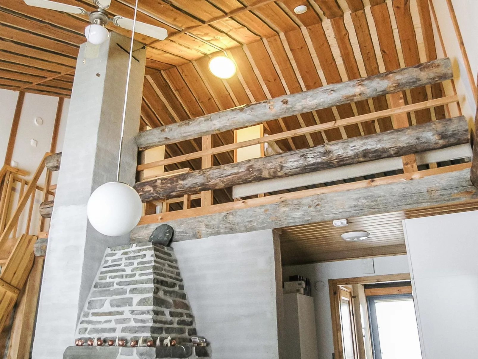 Vuokatinportti b 9-Dedans