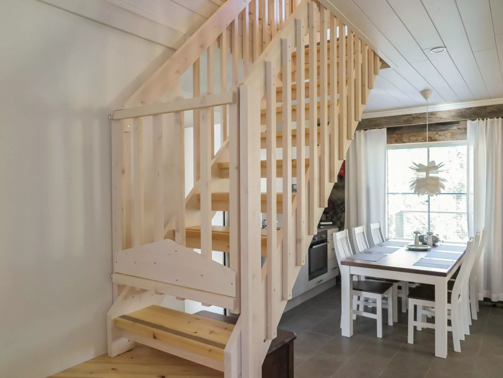 Maahisenrinne 3 f 25-Inside