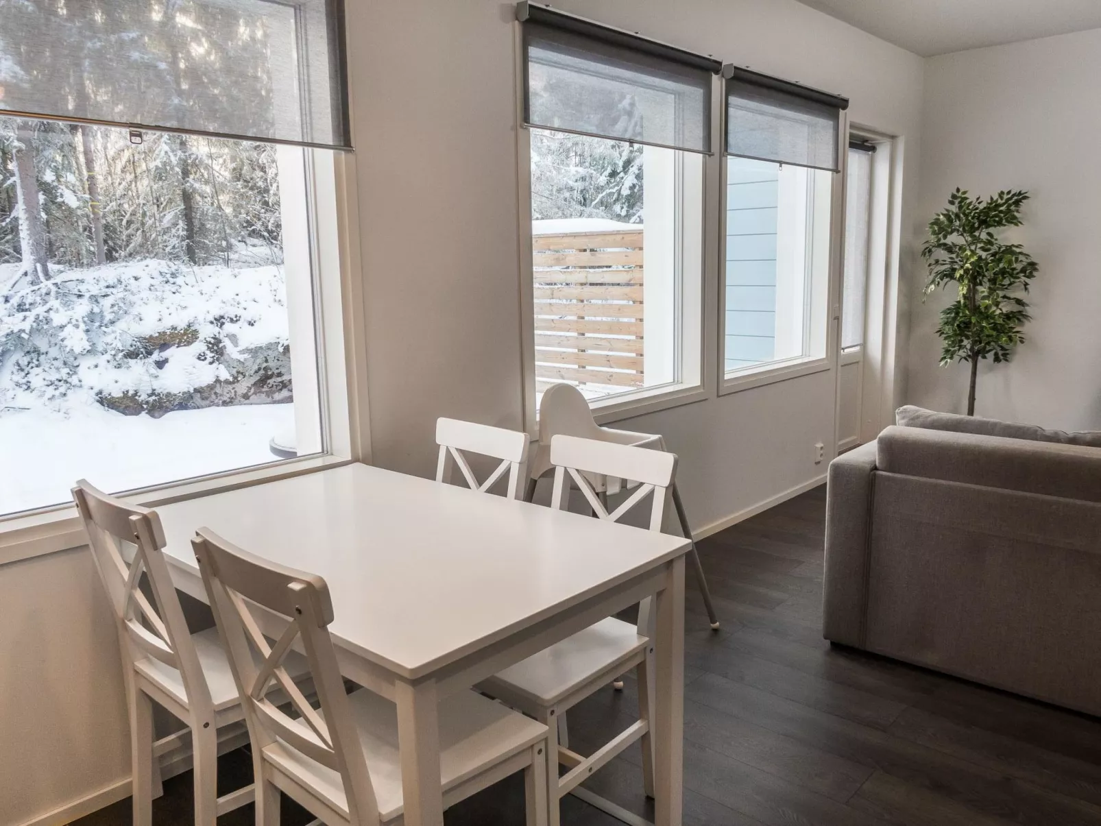 Klz rodoniitti-Drinnen